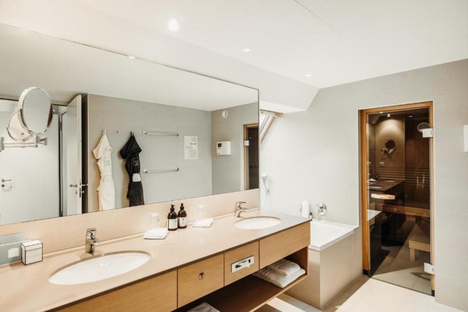 Seehotel am Kaiserstrand, Lochau – Bathroom