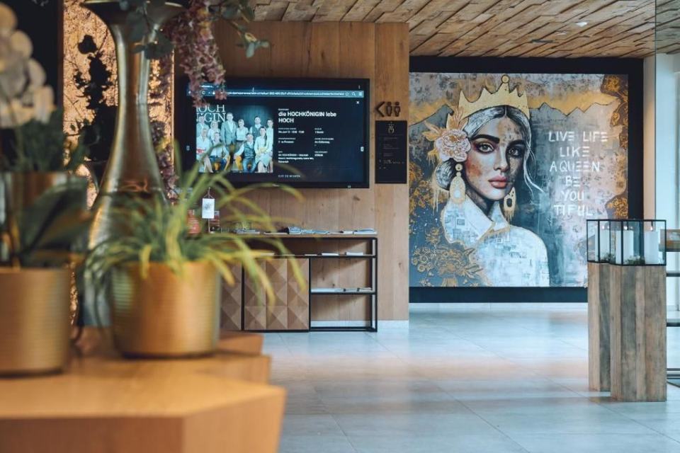 die HOCHKÖNIGIN - Mountain Resort, Maria Alm – Lobby & Rezeption
